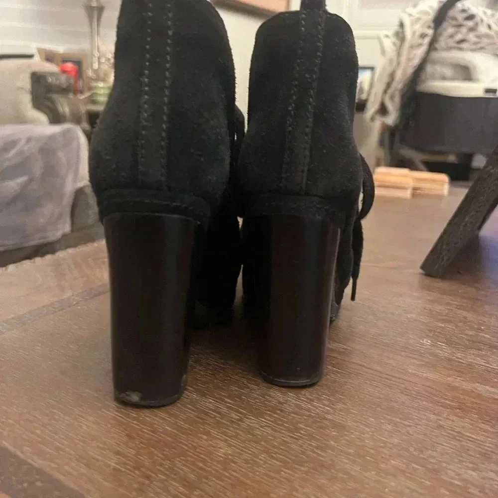 Marc by Marc Jacob’s lace up wedge booties size 36